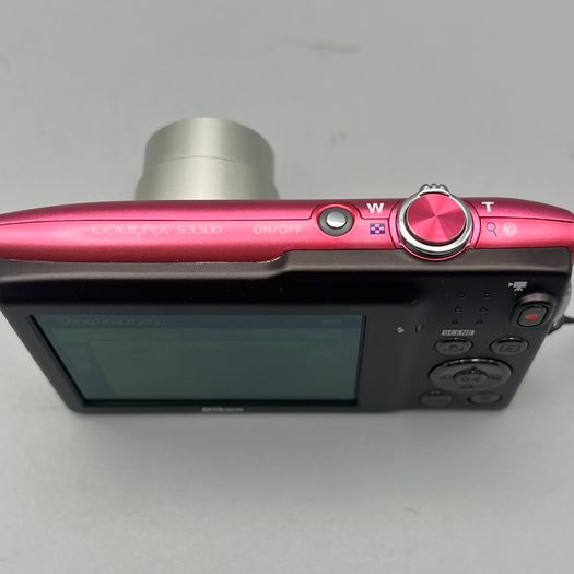 Nikon Coolpix S3300 16MP Digital Camera Pink - Full Kit