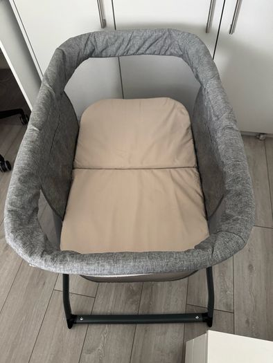 Baby Elegance Kangu Bedside Foldable Crib Travel Cot