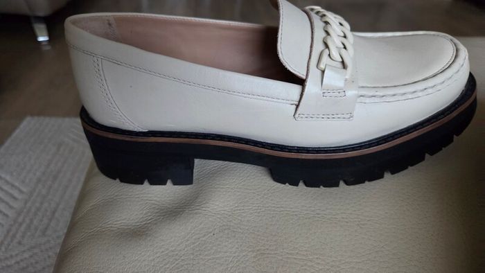 Clarkes Ladies Ivory Loafers
