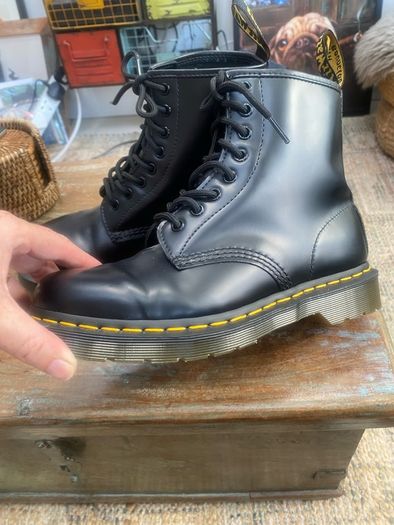 Dr. Martens size 6
