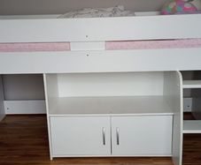 Midsleeper, mattress pullout desk and chair