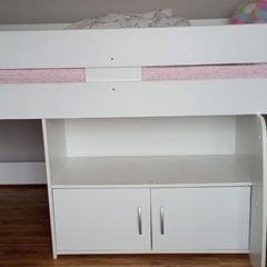 Midsleeper, mattress pullout desk and chair