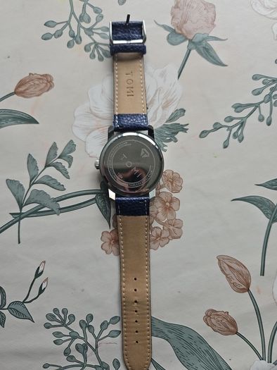 women watch