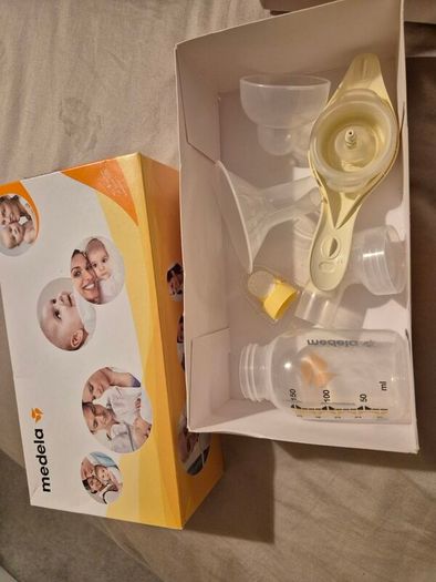 Medela Harmony Breast Pump