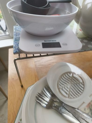 kitchen bric-a-brac