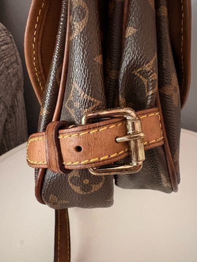 Louis Vuitton Samur 30 crossbody bag
