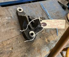 Ford Transit Connect 2011 1.8TDCi Gearbox bracket