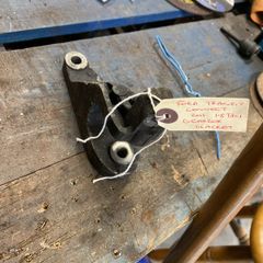 Ford Transit Connect 2011 1.8TDCi Gearbox bracket