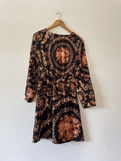 Boohoo plus chain printed wrap front skater dress New