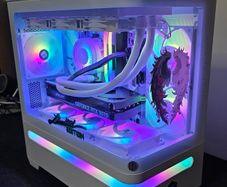 Angel Wings Ryzen 7 X3D RTX 5070 White Gaming PC