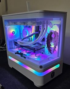 Angel Wings Ryzen 7 X3D RTX 5070 White Gaming PC