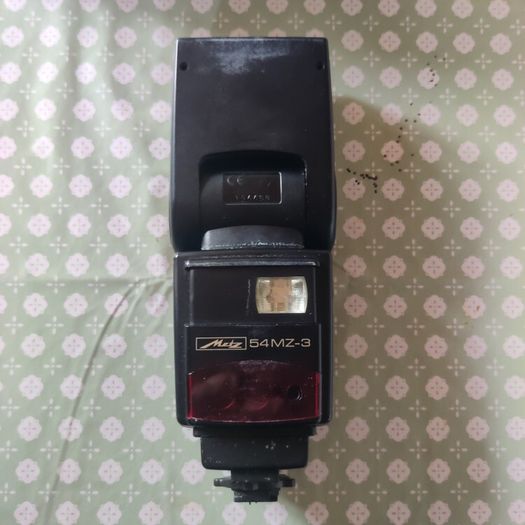 Nikon Metz Mecablitz 54 MZ-3 flash unit