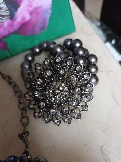 Purpke Poppy Costume  Necklace & .Bracelet. Length  - 8"-9".Add Up  Already.