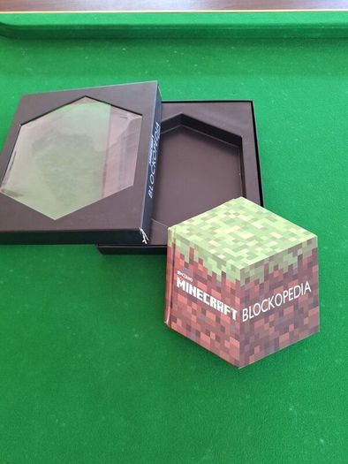 Discontinued Minecraft book collection with Blockopedia (2014 edition)