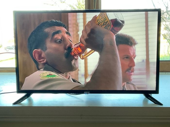 Akai 32" Android Smart TV