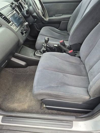 Nissan Tiida 2010