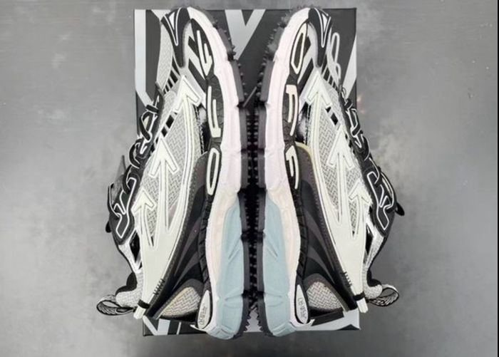 mens trainers