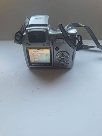 Kodak EasyShare Z740 digital bridge camera