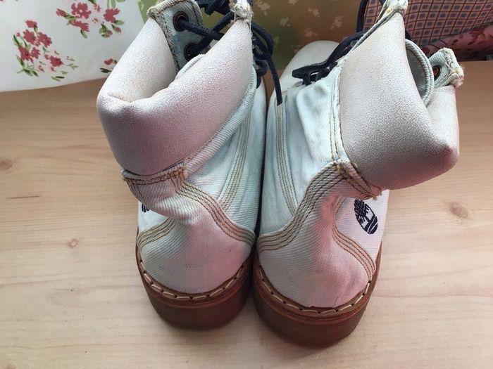 Timberland Ladies light blue denim and leather boots Us 8 Uk 6