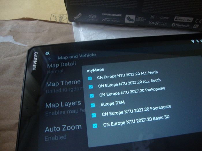 sat nav Garmin dezl LGV1000, for trucks, HGV