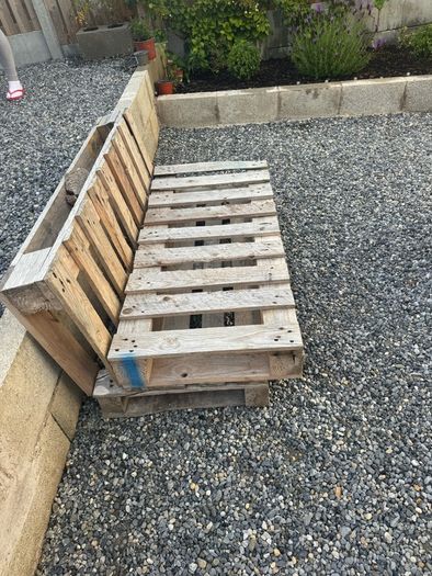 pallet bench
