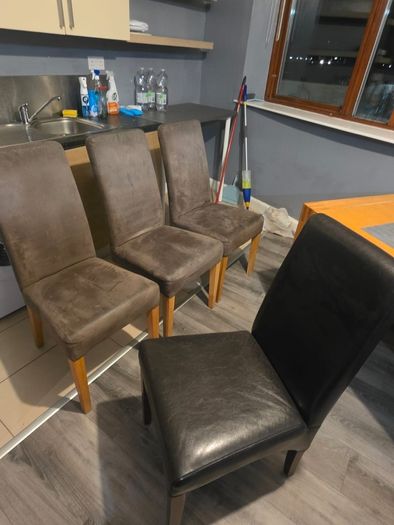 4x Chairs