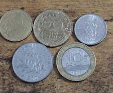 France, 5 Coins - free standard postage
