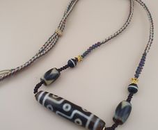 Antique Style Vintage Himalayan 9 Eyes Agate Dzi Bead Pendant Necklace