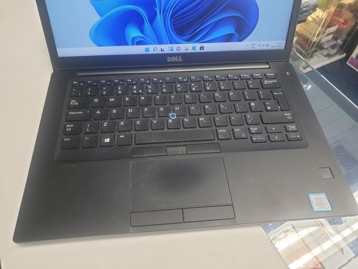 Dell Latitude 7480 14" i7-7600U 2.80GHz 16GB DDR4 512GB SSD Windows 11 Pro
