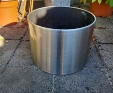 Stainless steel planter