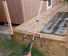 Petrol strimmer
