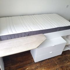 Milky Cabin Bed