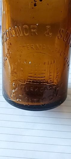 O Connor's kanturk 1/2 pint vintage bottle,,bottle seems to have a defect,around bottom of bottle, holds water no leeks,see pictures,sold as is ,lovely display advertising bottle, collectors items, buyer collects or pays postage thank you,