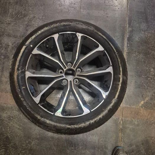 volvo v60 alloy and tyre