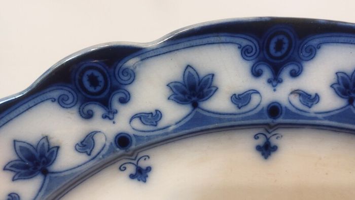 Fabulous Pair of Antique Flow Blue Victorian Graduated Platters, "Dudley" Pattern, by Ford & Sons, Burslem, Stoke-on-Trent, Circa 1893-1908, Perfect for Display