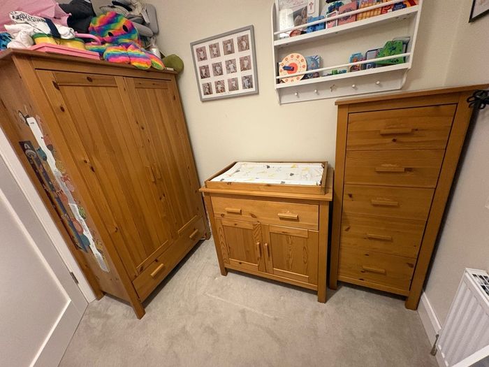 Nursery furniture set
