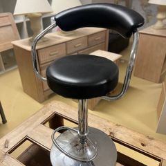 Bar stool