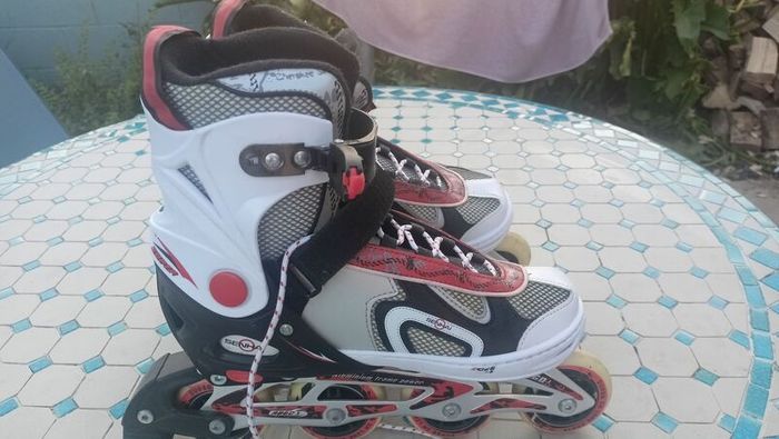Senhai rollerblades