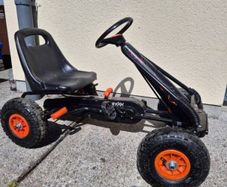 Kids go kart.