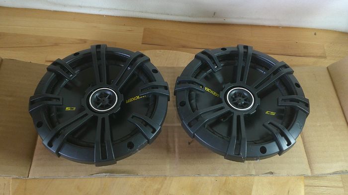 Kicker CS Series 6-3/4" (165mm) Coaxial Car Speakers 300W Peak CS67 New Boxed Unused