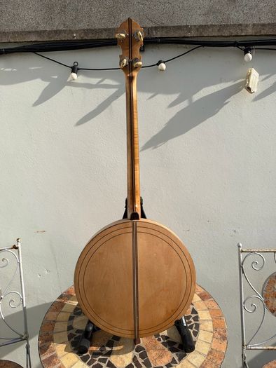Paramount Style B Tenor banjo