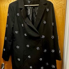 Brand new with tags Boohoo blazer with diamonds