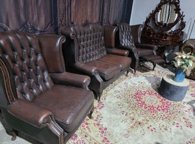2+1+1 chesterfield