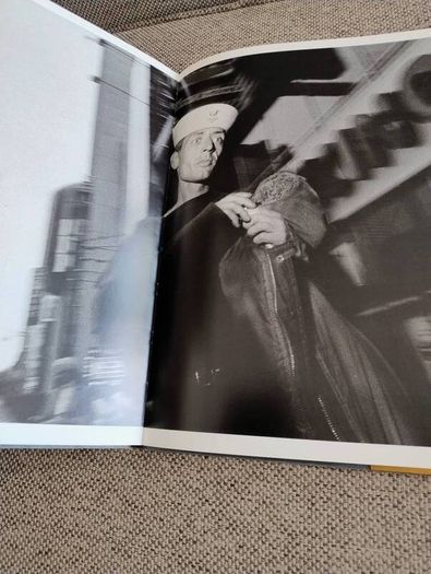 Facing New York Bruce Gilden 1992 first edition hardback with dustcover in very good condition FREE STANDARD POSTAGE INCLUDED