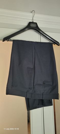 Men's John Taylor suit (EU 58R)