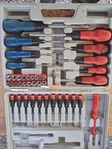 Screw driver box set