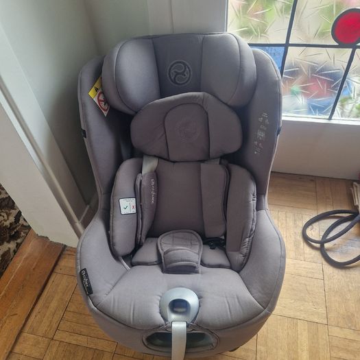 Cybex Sirona T car seat