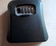 Key lock box