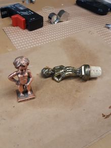Mannekenpis metal ornaments