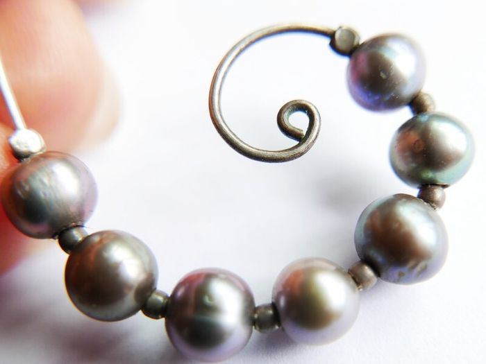 Vintage 925 Sterling Silver and dark pearl swirl earrings
